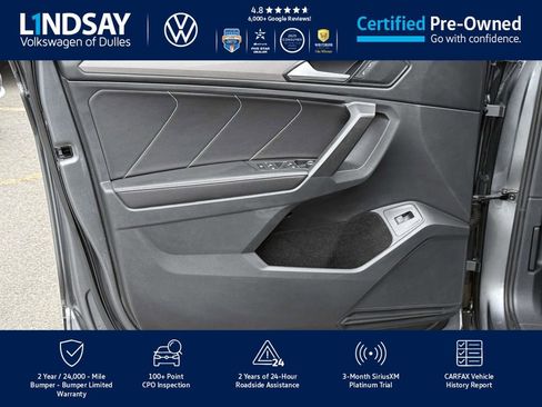 Certified 2022 Volkswagen Tiguan SE image 9