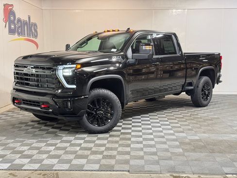 New 2026 Chevrolet Silverado 2500 LTZ w/ LTZ Plus Package AWD/4WD image 2