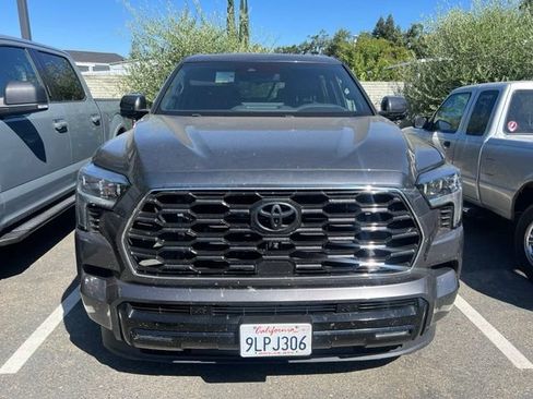 Used 2024 Toyota Sequoia Platinum AWD/4WD image 2