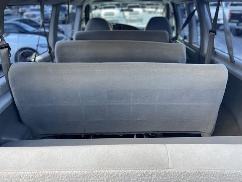 Used 2007 Ford E-350 and Econoline 350 XL image 32