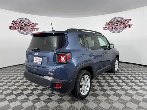Used 2020 Jeep Renegade Latitude AWD/4WD image 7