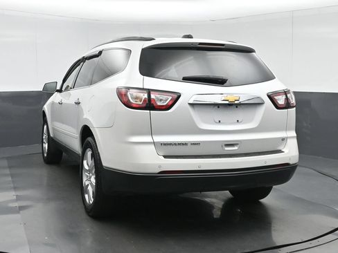 Used 2017 Chevrolet Traverse LT w/ Style and Technology Package AWD/4WD image 5