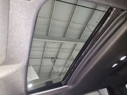 Used 2025 Chevrolet Silverado 1500 High Country w/ Technology Package image 28