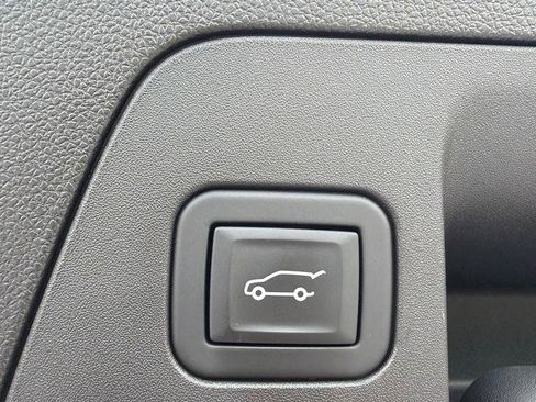 Used 2023 Buick Envision Preferred AWD/4WD image 30