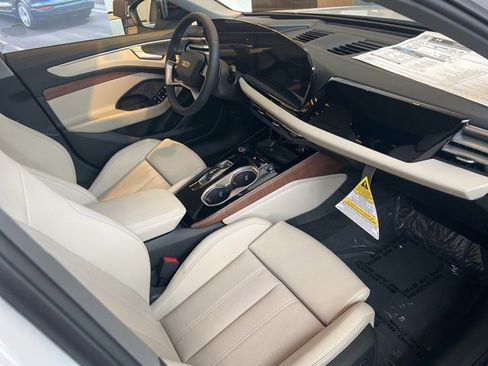 New 2026 Audi A6 Premium Plus image 10