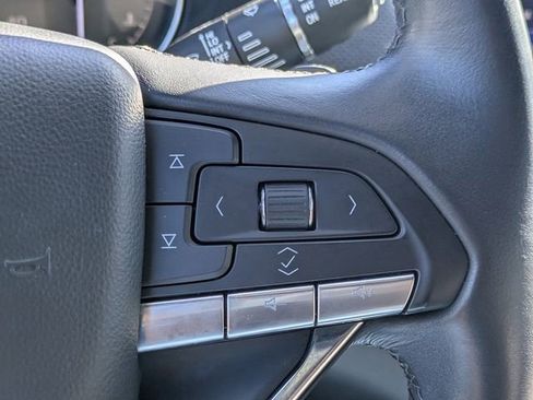 Used 2024 Cadillac XT6 Luxury FWD image 27
