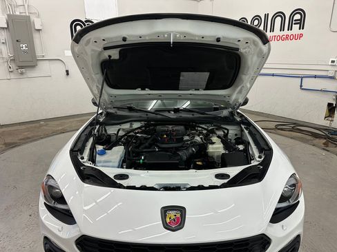 Used 2017 FIAT 124 Spider Abarth image 20