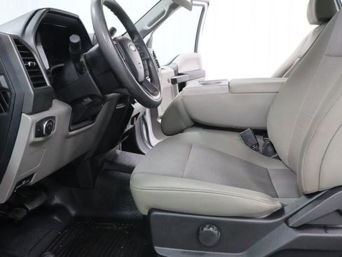 Used 2021 Ford F250 XL w/ Power Equipment Group RWD image 19