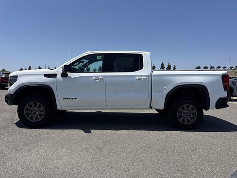New 2026 GMC Sierra 1500 AT4X w/ LPO, Black Badging Package AWD/4WD image 5
