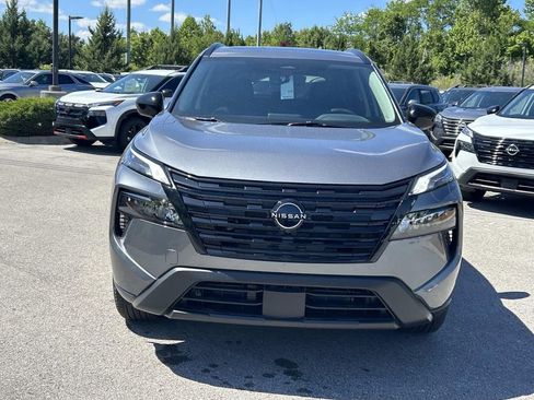 New 2026 Nissan Rogue SV AWD/4WD image 2