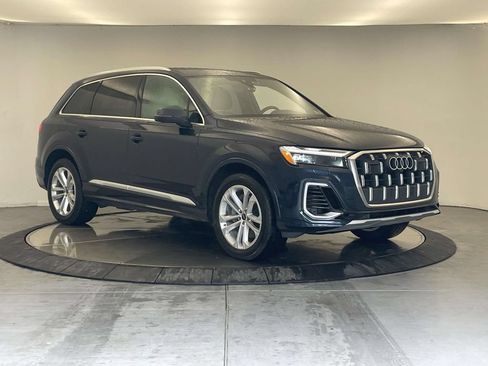 Used 2025 Audi Q7 3.0T Premium Plus AWD/4WD image 9
