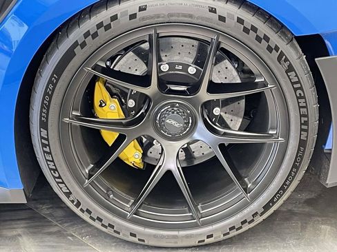 Used 2024 Porsche 911 GT3 RS image 12