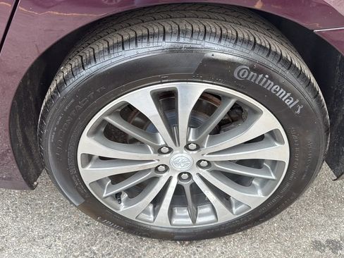 Used 2018 Buick LaCrosse Premium w/ Driver Confidence Package #2 image 9