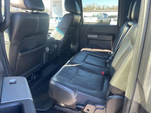 Used 2011 Ford F250 Lariat w/ Lariat Ultimate Pkg image 12