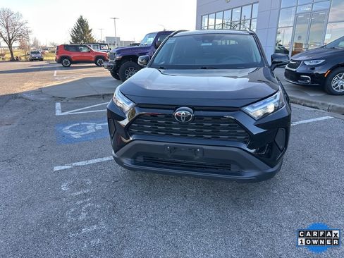 Used 2024 Toyota RAV4 XLE image 10