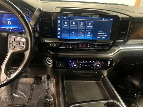 Certified 2024 Chevrolet Silverado 2500 High Country w/ High Country Premium Package AWD/4WD image 33