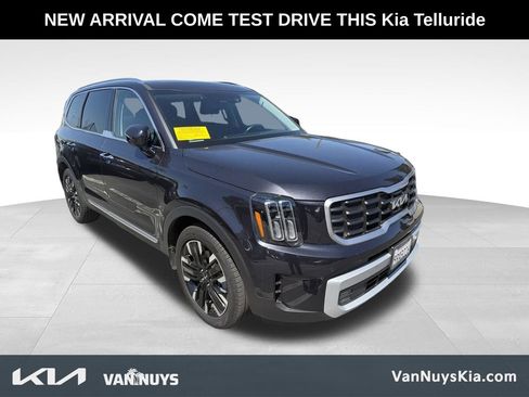 Used 2025 Kia Telluride SX FWD image 2