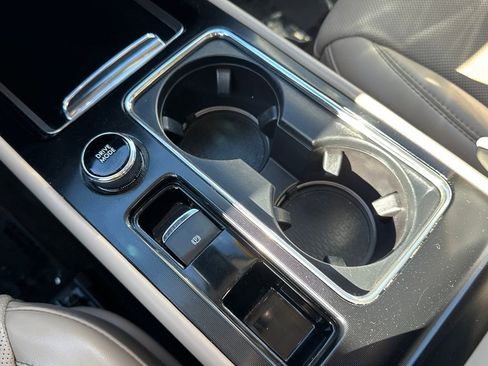 Used 2020 Lincoln Corsair Reserve w/ Equipment Group 201A image 52