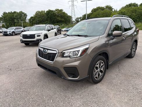 Used 2019 Subaru Forester Premium AWD/4WD image 1