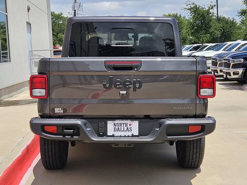 New 2026 Jeep Gladiator Mojave AWD/4WD image 4