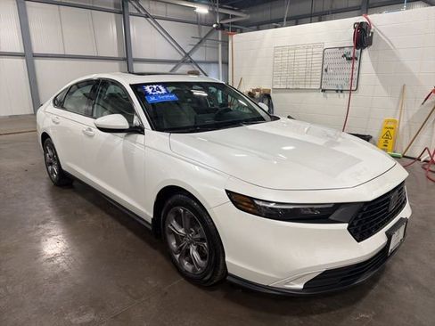 Certified 2024 Honda Accord EX image 6