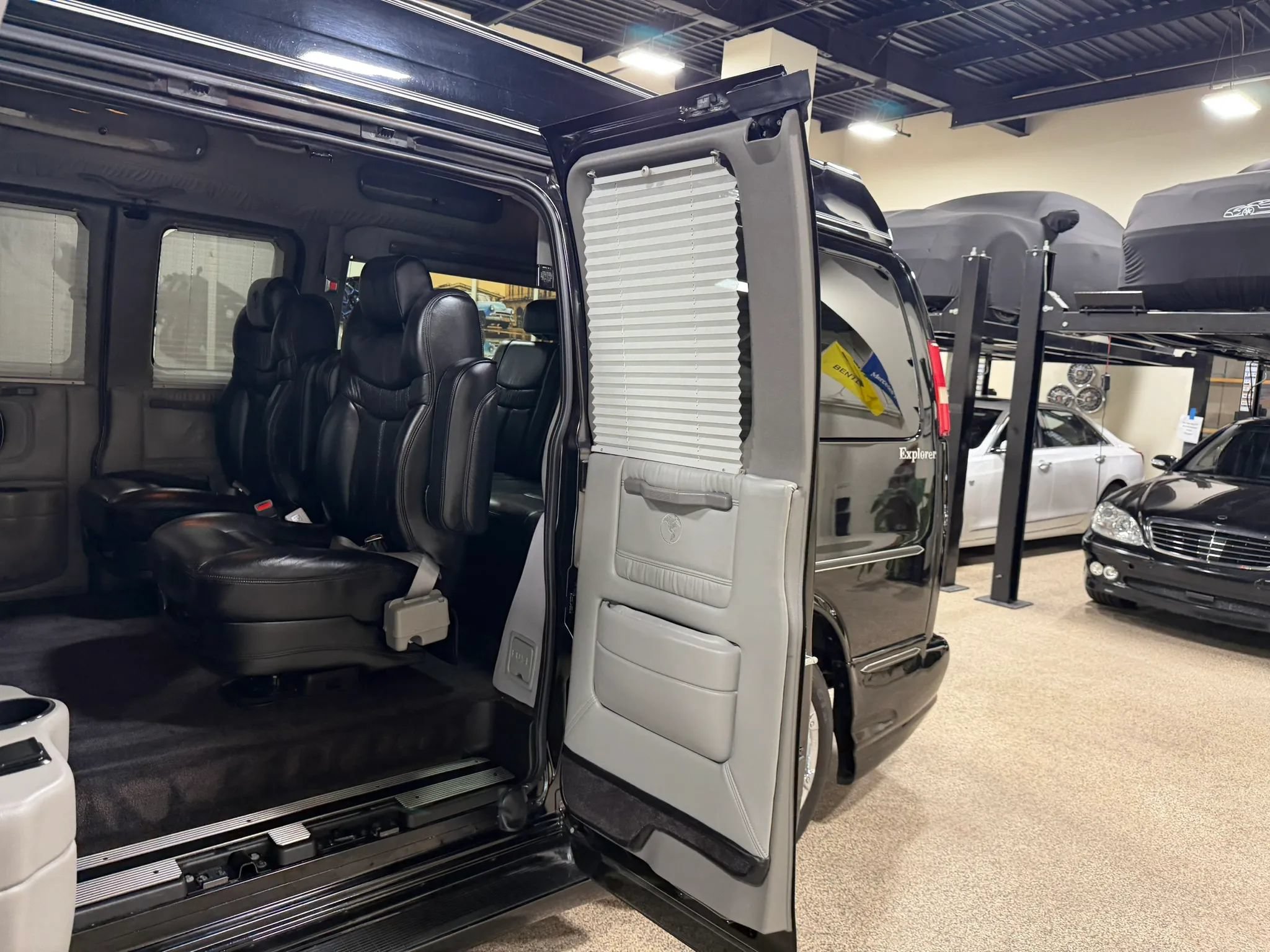 Used 2007 GMC Savana 1500 AWD w/ Preferred Equipment Group image 43