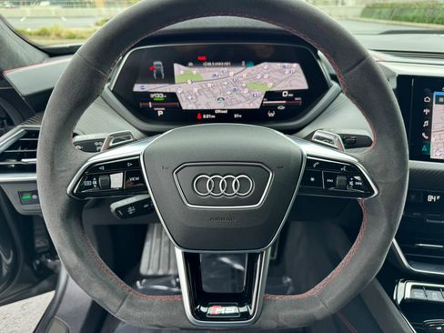 Used 2022 Audi RS e-tron GT w/ Year 1 Package image 24