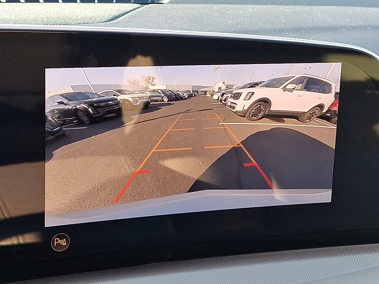 Used 2024 Cadillac XT4 Luxury w/ Cold Weather Package FWD image 27