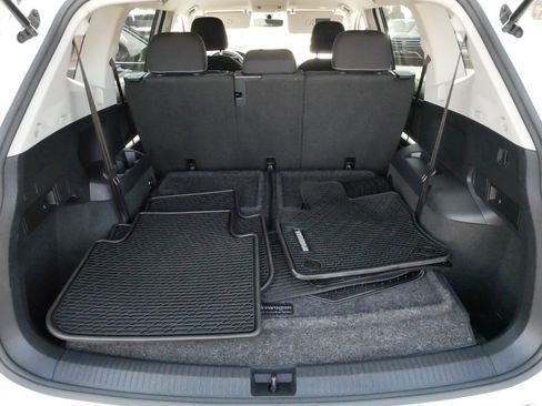 Certified 2023 Volkswagen Tiguan S FWD image 18