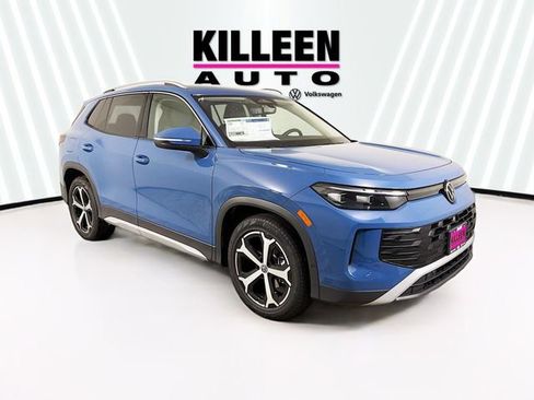 New 2026 Volkswagen Tiguan SE FWD image 1