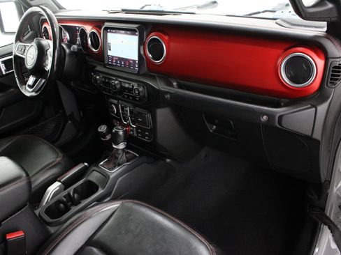 Used 2021 Jeep Gladiator Rubicon AWD/4WD image 37