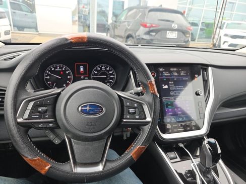 Used 2022 Subaru Outback Premium image 12