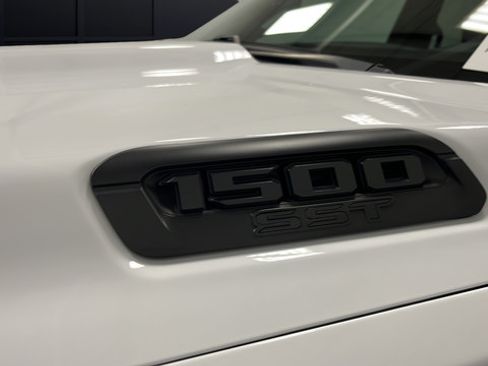Used 2025 RAM 1500 Lone Star AWD/4WD image 41