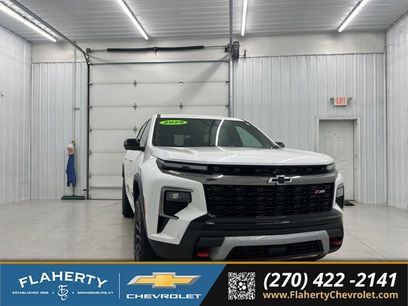Used 2025 Chevrolet Traverse Z71 w/ Enhanced Driving Package