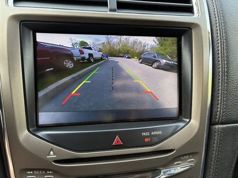 Used 2015 Lincoln MKX AWD w/ Equipment Group 102A image 11