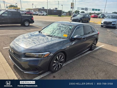 Used 2024 Honda Civic EX image 1