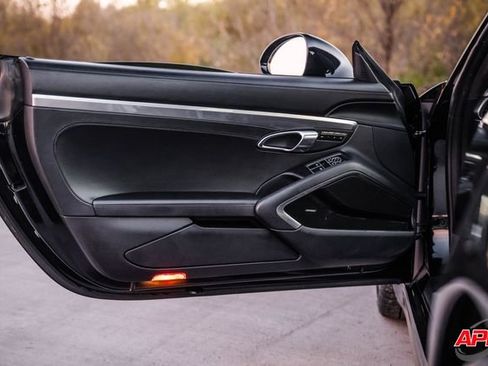 Used 2019 Porsche 911 Carrera 4S image 59