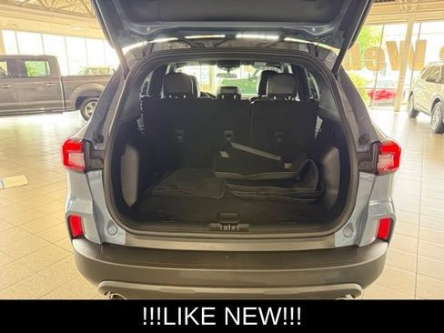 Used 2025 Ford Escape ST-Line Select AWD/4WD image 8