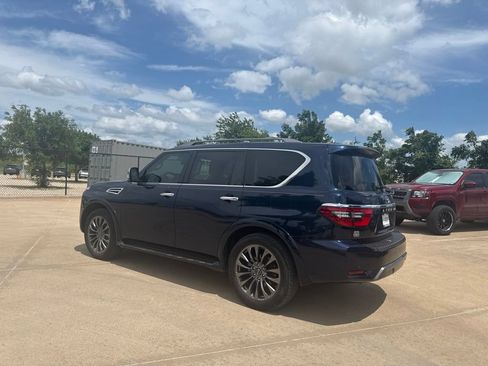Certified 2024 Nissan Armada Platinum w/ Captain's Chairs Package RWD image 3
