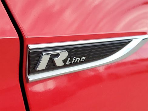 Used 2020 Volkswagen Jetta R-Line w/ R-Line Cold Weather Package image 11