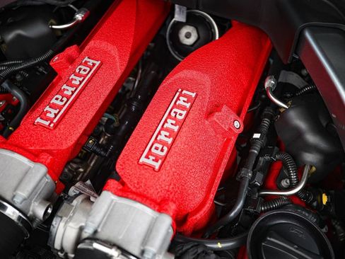 Certified 2022 Ferrari Roma RWD image 25
