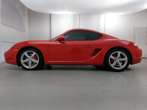 Used 2008 Porsche Cayman S RWD image 2