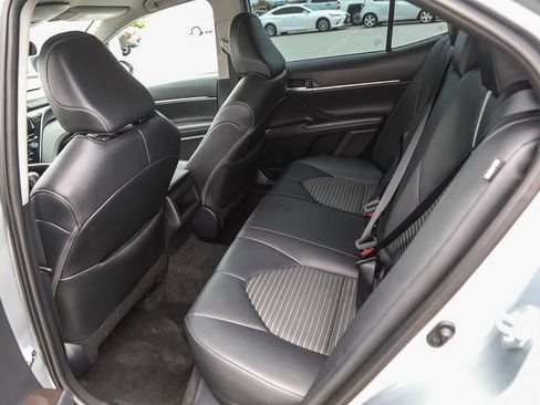 Used 2024 Toyota Camry SE FWD image 18
