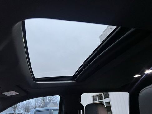 Used 2019 GMC Sierra 1500 AT4 w/ AT4 Premium Package image 16