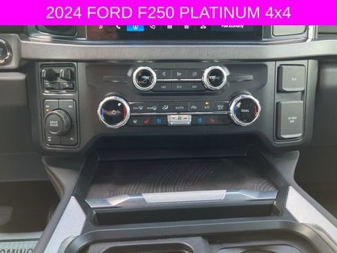 Used 2024 Ford F250 Platinum w/ FX4 Off-Road Package image 35