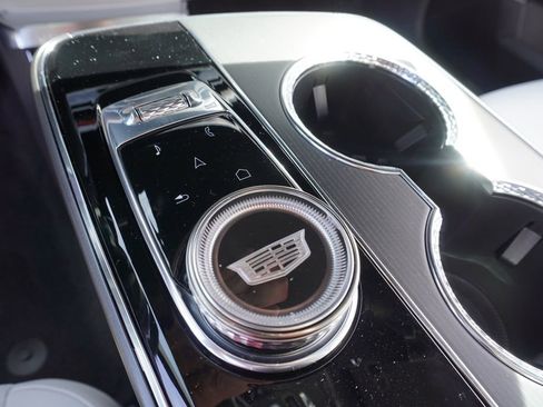 New 2026 Cadillac Lyriq Luxury image 18