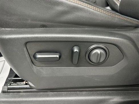 Used 2021 GMC Sierra 1500 AT4 w/ AT4 Premium Package image 10