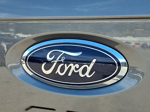 Certified 2022 Ford F150 XLT w/ Equipment Group 302A High image 28