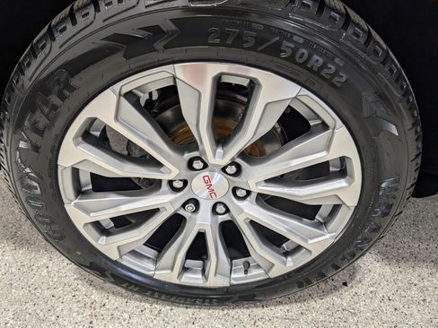 Used 2022 GMC Yukon Denali image 13