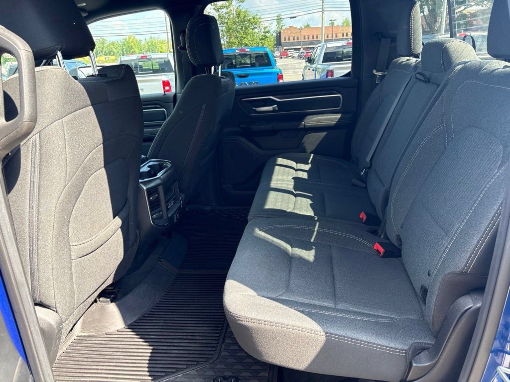 Used 2019 RAM 1500 Big Horn AWD/4WD image 18
